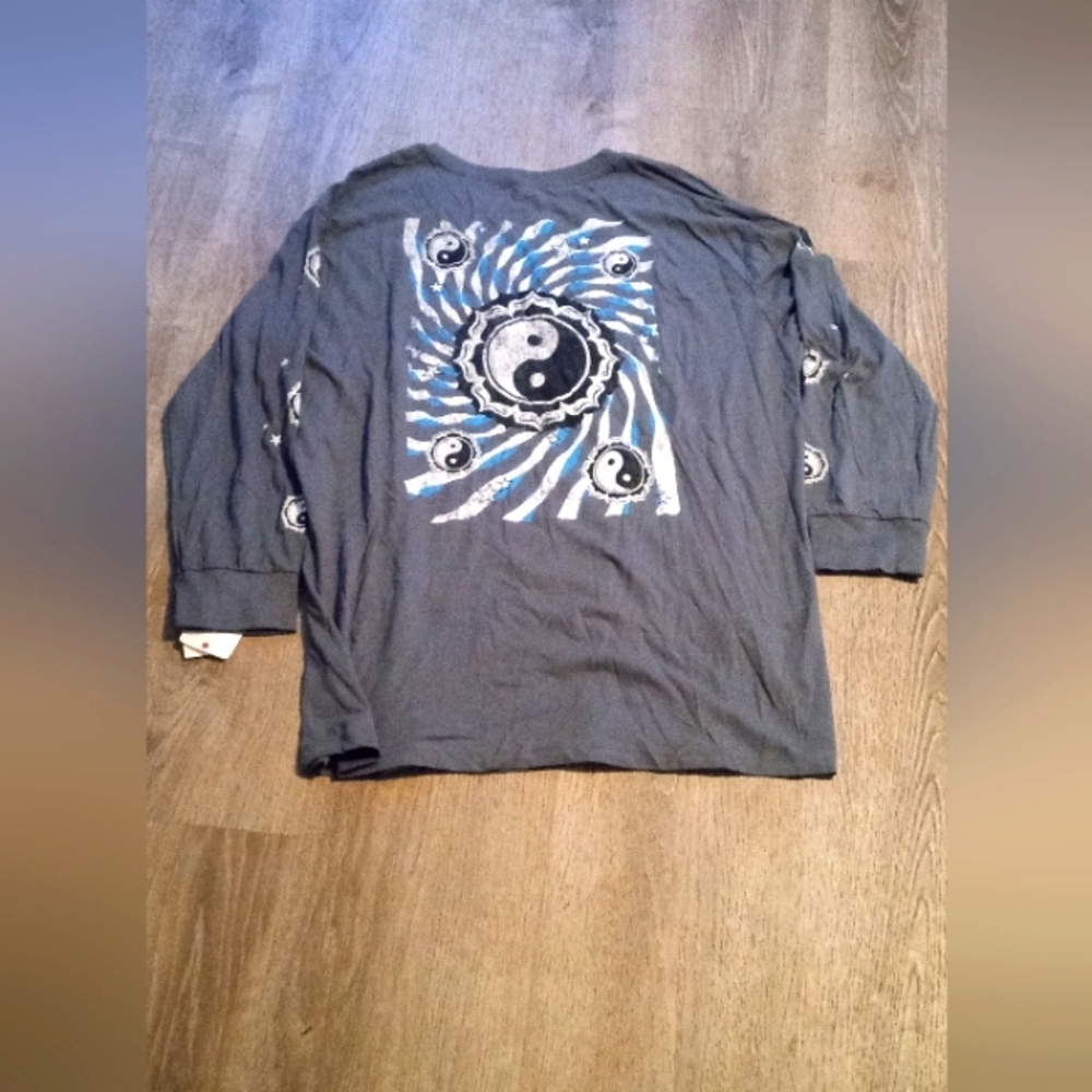 Rebellious one top